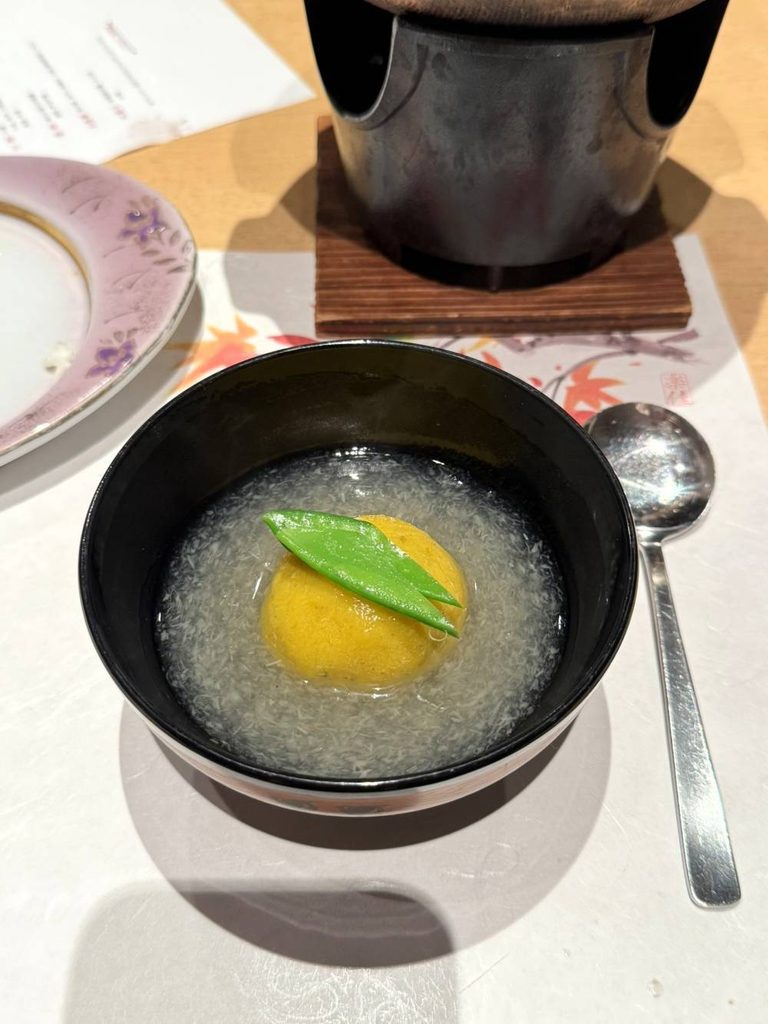 「ラフォーレ伊東温泉 湯の庭」の会席料理の写真